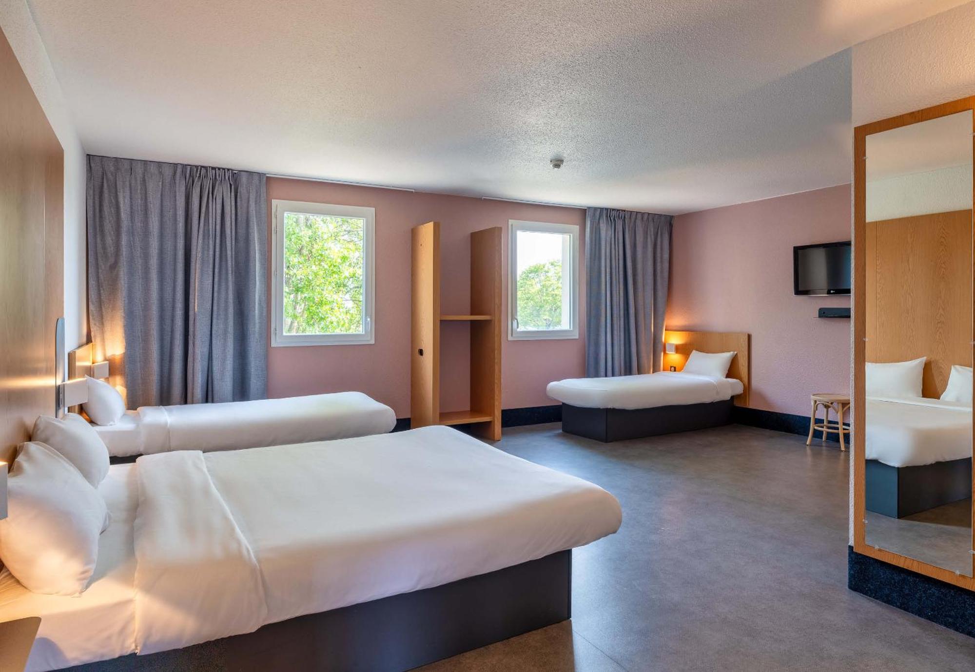 B&B Hotel Lyon Eurexpo Chassieu Eksteriør billede