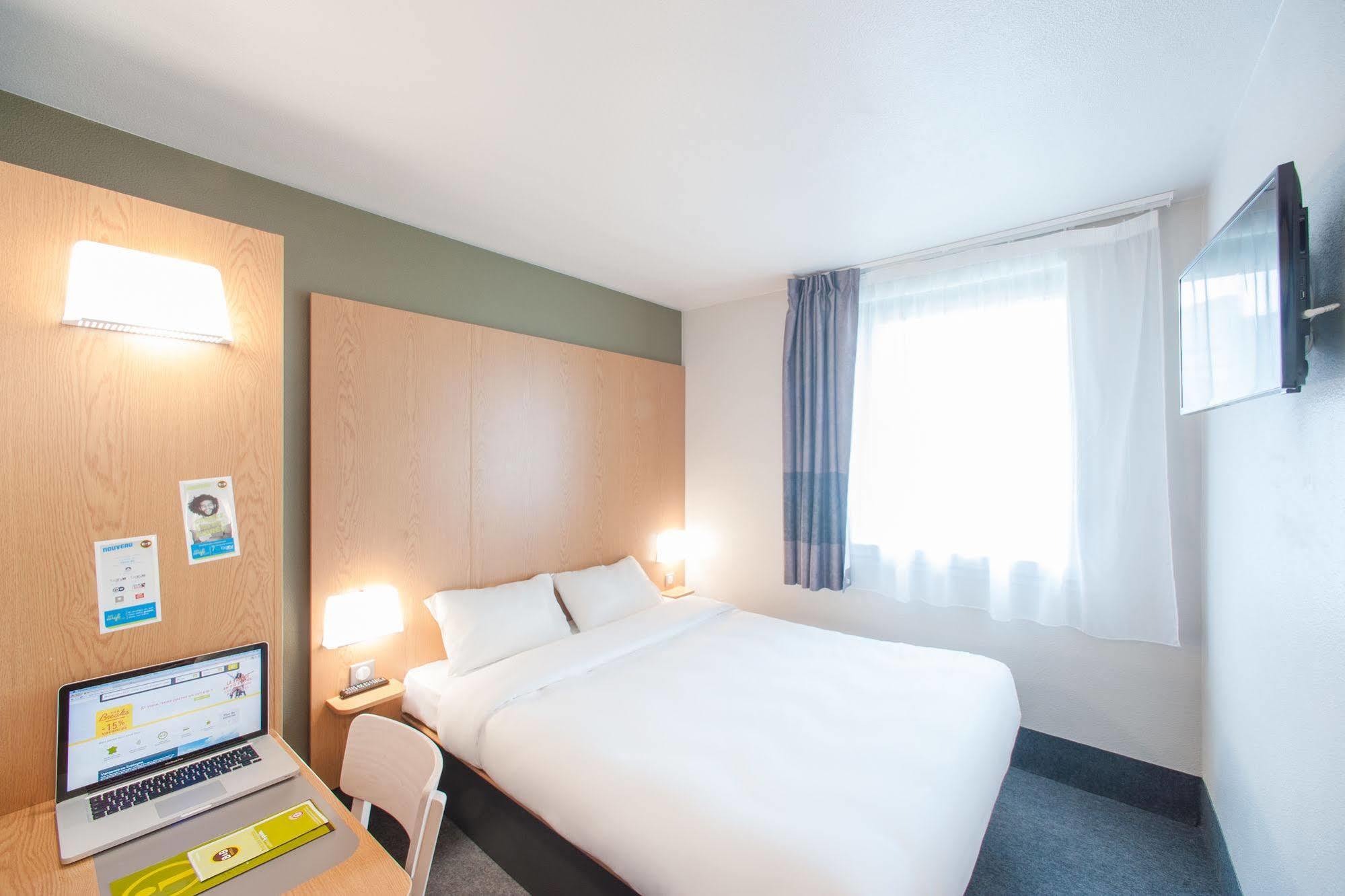 B&B Hotel Lyon Eurexpo Chassieu Eksteriør billede