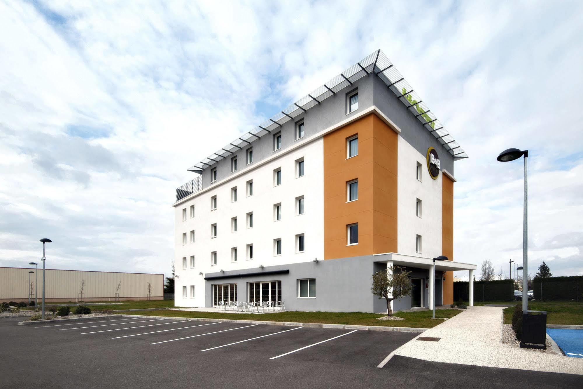 B&B Hotel Lyon Eurexpo Chassieu Eksteriør billede