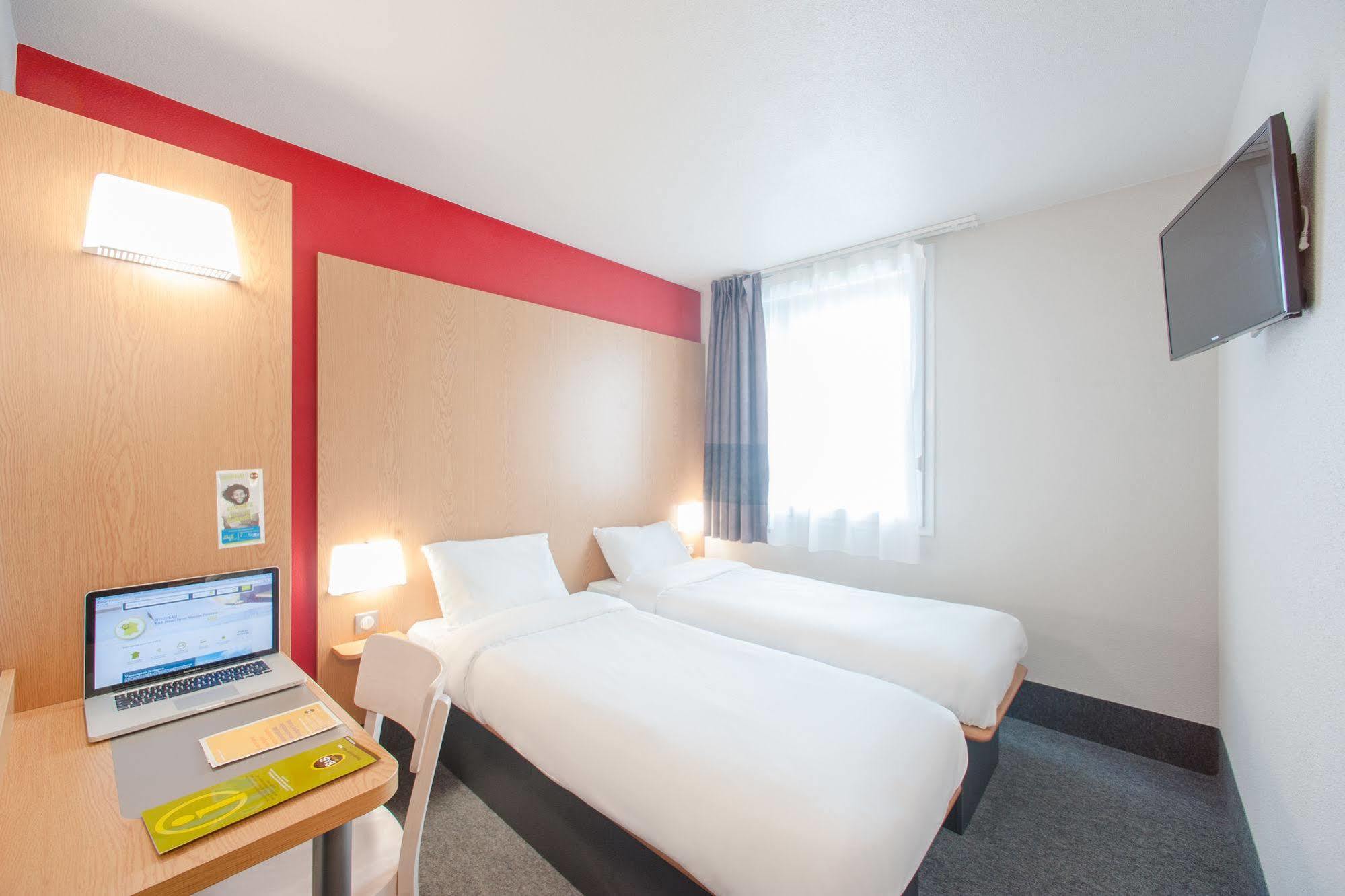 B&B Hotel Lyon Eurexpo Chassieu Eksteriør billede