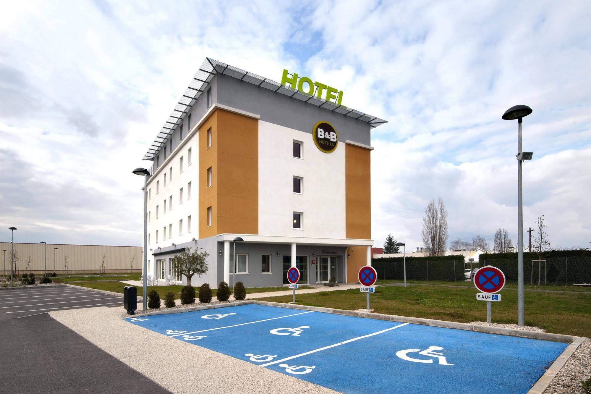 B&B Hotel Lyon Eurexpo Chassieu Eksteriør billede