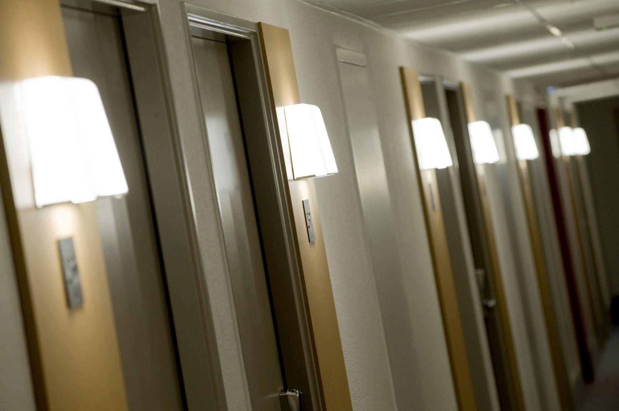 B&B Hotel Lyon Eurexpo Chassieu Eksteriør billede