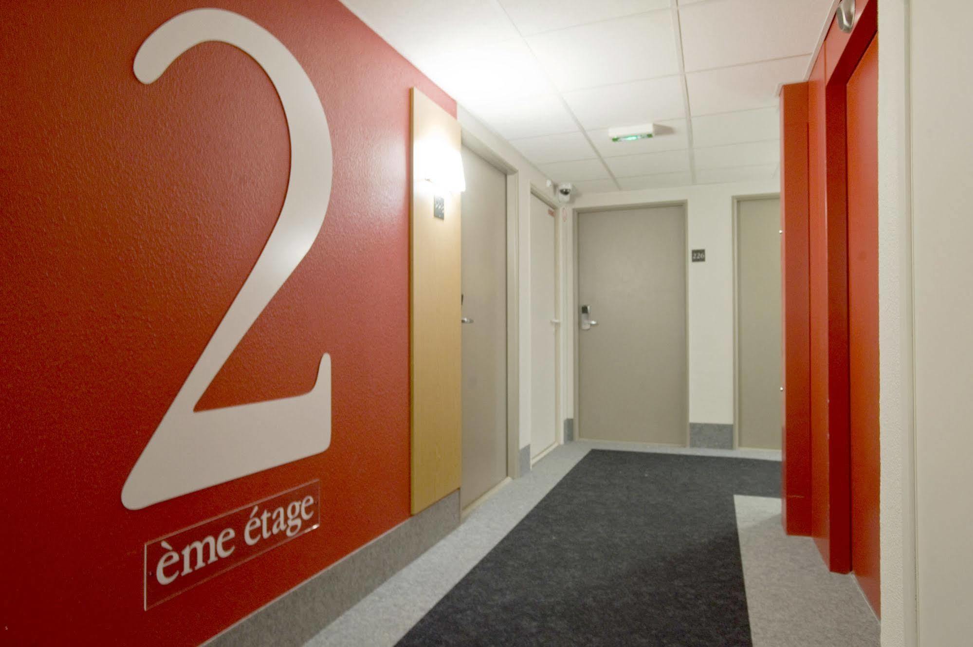 B&B Hotel Lyon Eurexpo Chassieu Eksteriør billede